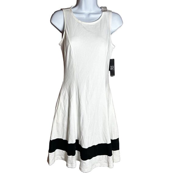 New York & Company Dresses & Skirts - NWT - New York &‎ Co. Women’s Size XS Fit & Flare Cotton Knit Dress w/ pockets